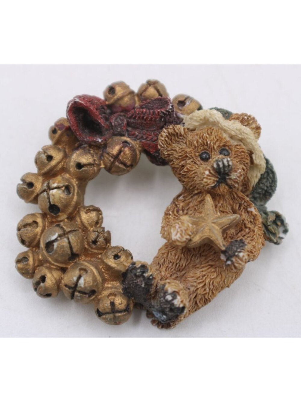 Teddy Bear Holiday Brooch Pin Jingle Bells Wreath Design Christmas Decor 2" Vtg